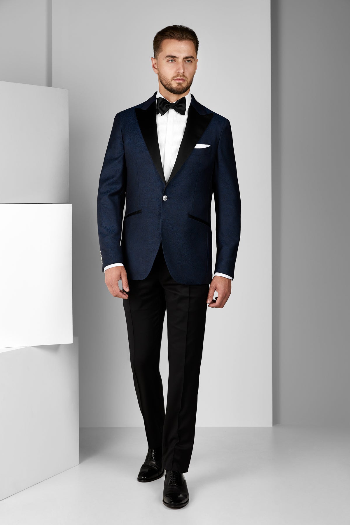 Navy Dafin Tuxedo Jacket