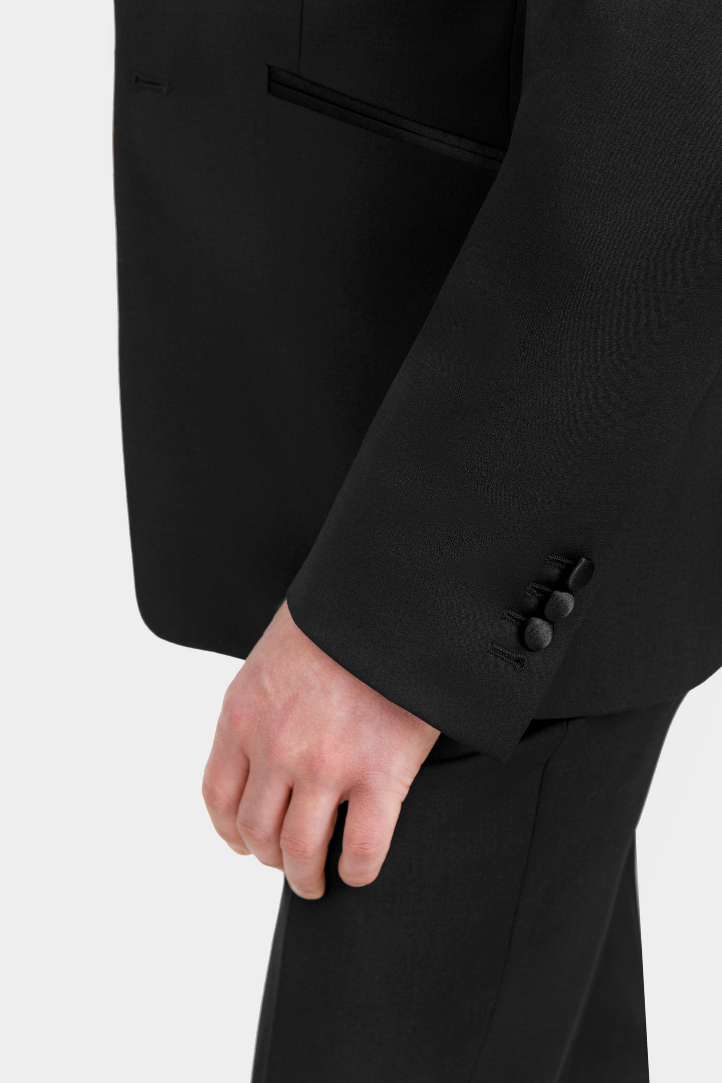 Black Tom Tuxedo Suit